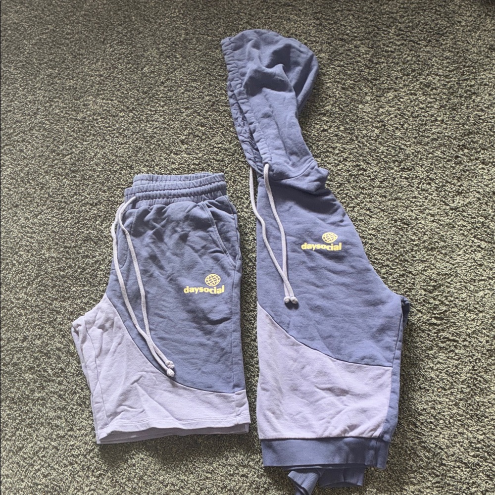 Daysocial Lavender Two-Tone Hoodie & Shorts Set